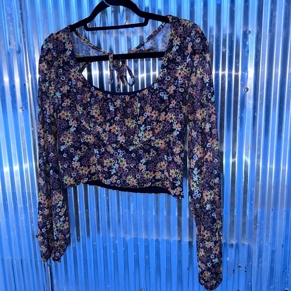 SO floral crop top